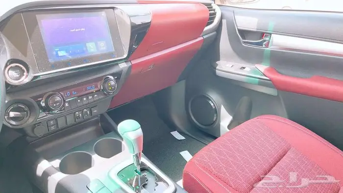 هايلوكس غمارتين S-GLX 4 4 اوتوماتيك 2.4 ديزل 2025 7