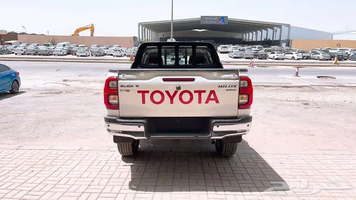هايلوكس غمارتين S-GLX 4 4 اوتوماتيك 2.4 ديزل 2025 3