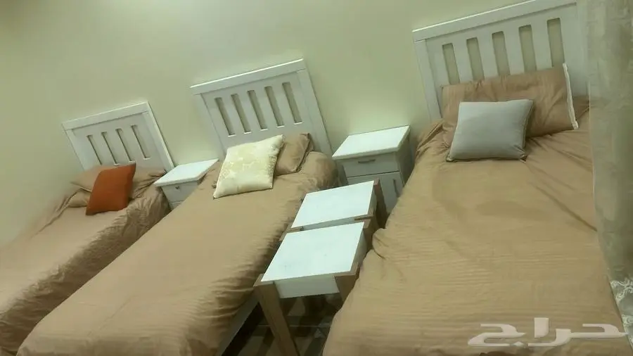 استراحة للبيع مكونه من اثنان شاليهات 24
