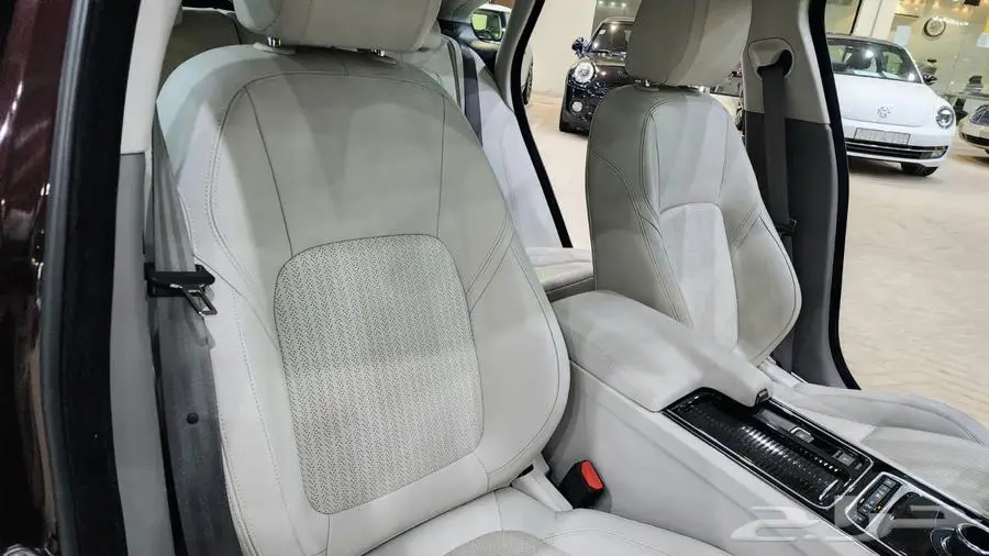 جاكور XF 2018 25