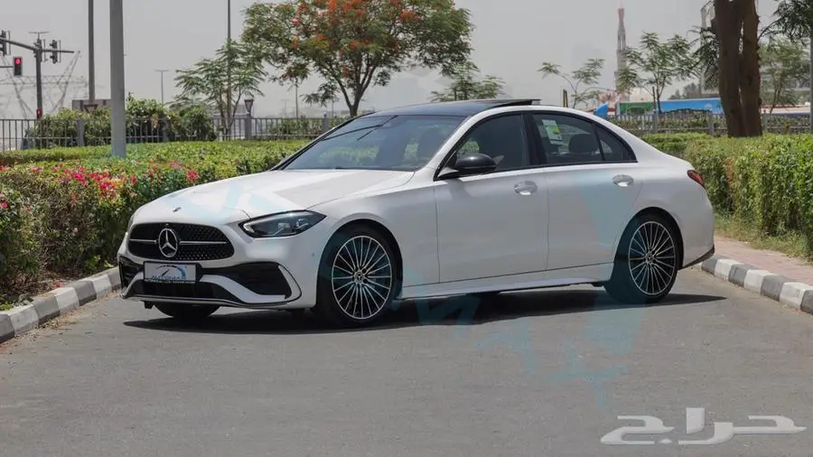 مرسيدس بنز c200 بريميوم 2025 خليجي اصفار مع ضمان الوكيل 1