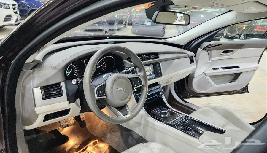 جاكور XF 2018 18