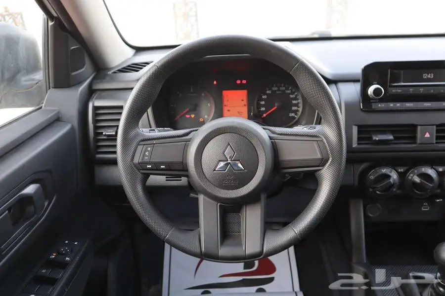 ميتسوبيشي L200 غمارتين 2024بدون دبل سعودي 5