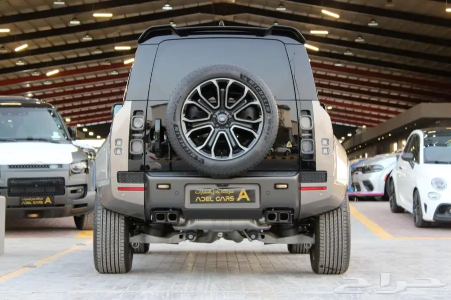 2025 Defender OCTAملك الأداء والفخامة والسيطرة على التضاريس 4