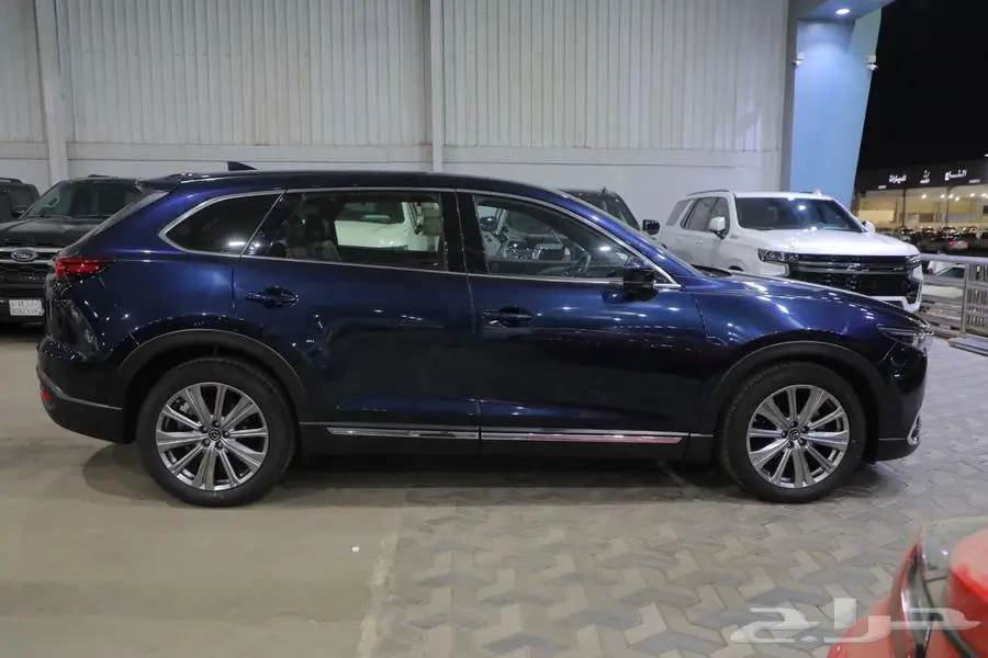 مازدا CX9 فل كامل سيجنيتيشر فتحة سقف جلد موديل 2024 4