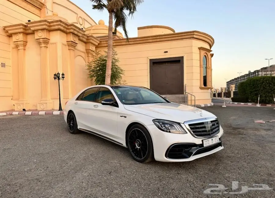 للبيع مرسيدس 2014 يخت S400 معدل كامل S63 2020 0