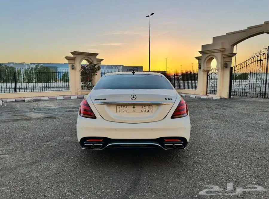 للبيع مرسيدس 2014 يخت S400 معدل كامل S63 2020 4