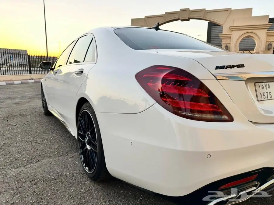 للبيع مرسيدس 2014 يخت S400 معدل كامل S63 2020 16