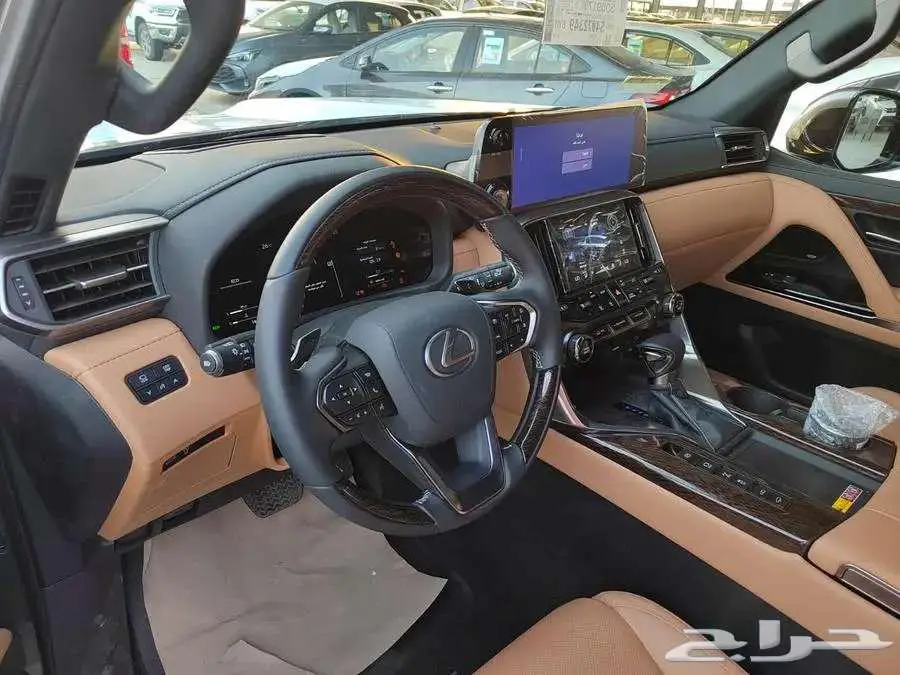 لكزس LX600 سعودي 2025 BB عرض خاص 553000 شامل الضريبه والوحات 7