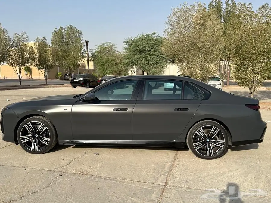 BMW 740i 7