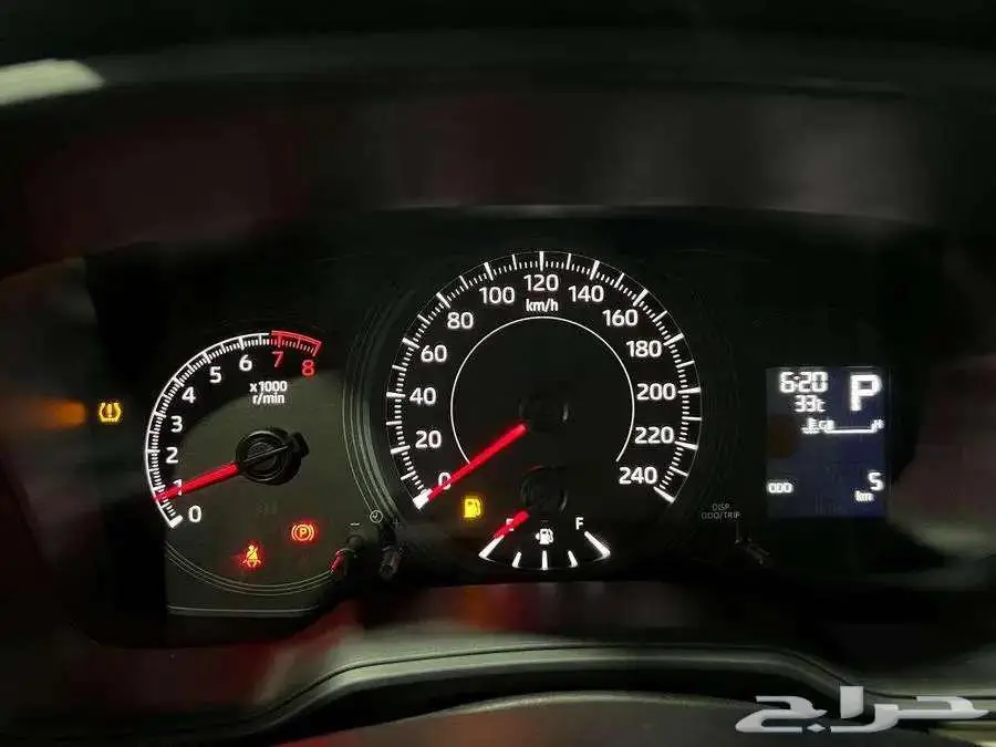 تويوتا كرولا XLI ستاندرد ماكينه 2000 سعودي موديل 2025 12