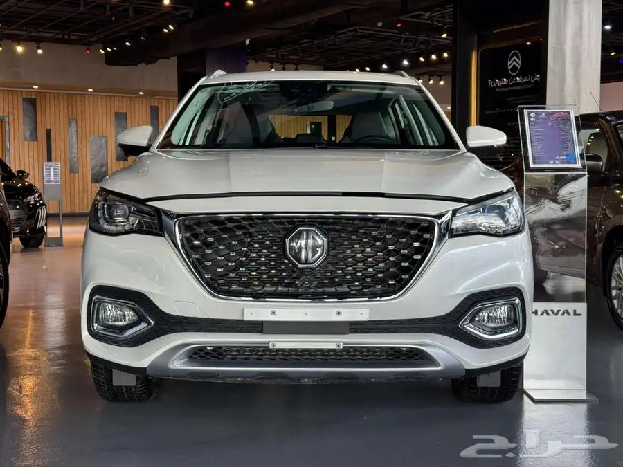 MG HS DELUXE 2023 سعر مجنون 0
