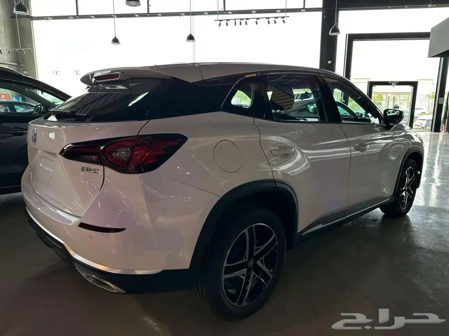 ام جي وان MG ONE ستاندر 2024 عروض حصريه السعر 62999 شامل 6