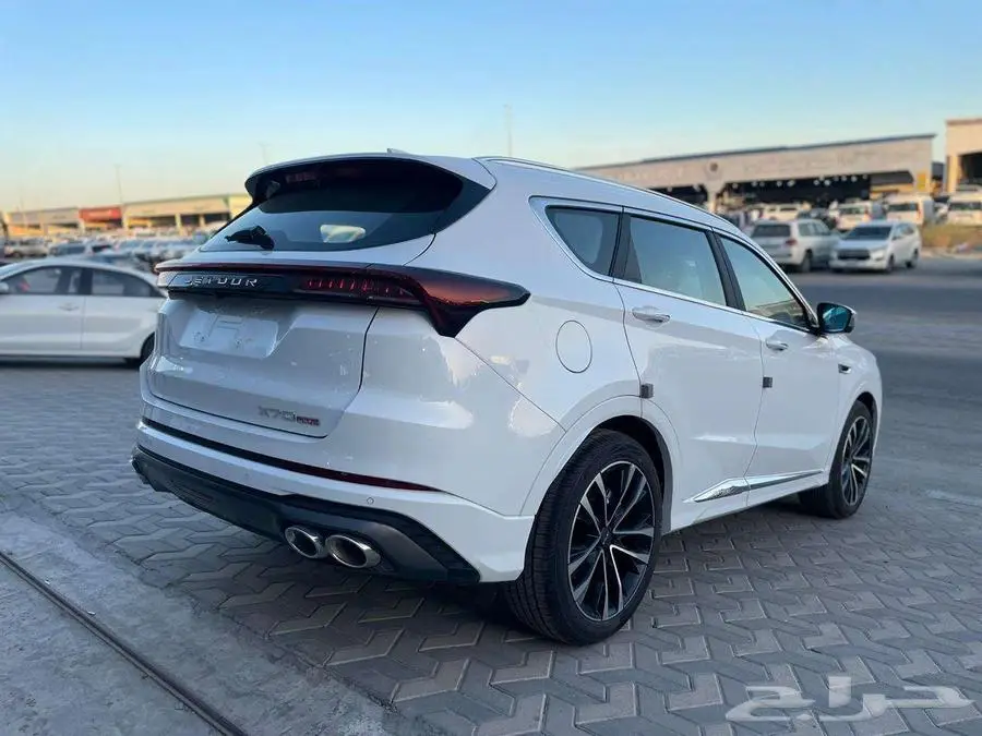جيتور X70 بلس لاكجري 2025 3