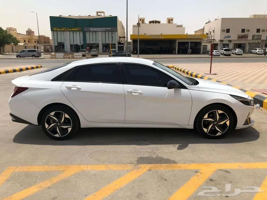 Hyundai Avante 2021 Km 86000km Only Accident Free 59000SR 0
