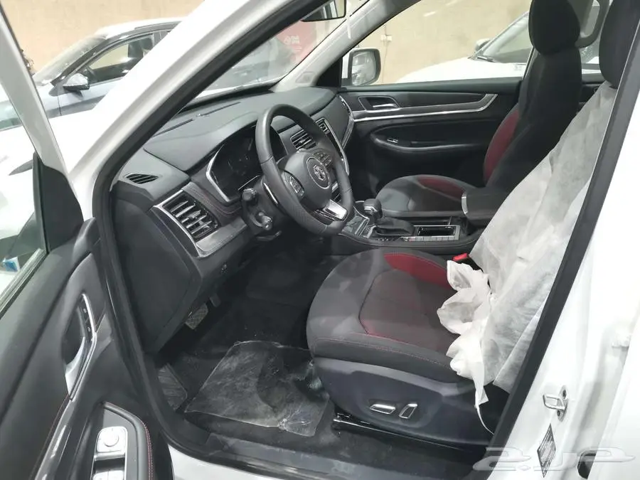 ام جي RX8 موديل 2023 سعودي 7