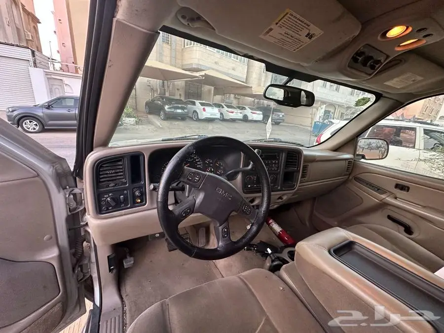 جي ام سي يوكون 2004 GMC Yukon 8