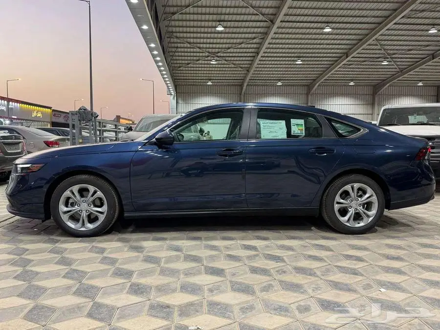 هوندا اكورد LX استاندر 2025 1