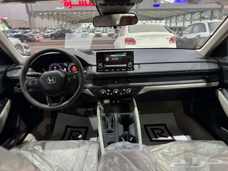 هوندا اكورد LX استاندر 2025 4