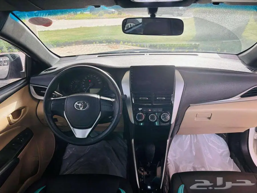 Toyota Yaris 2