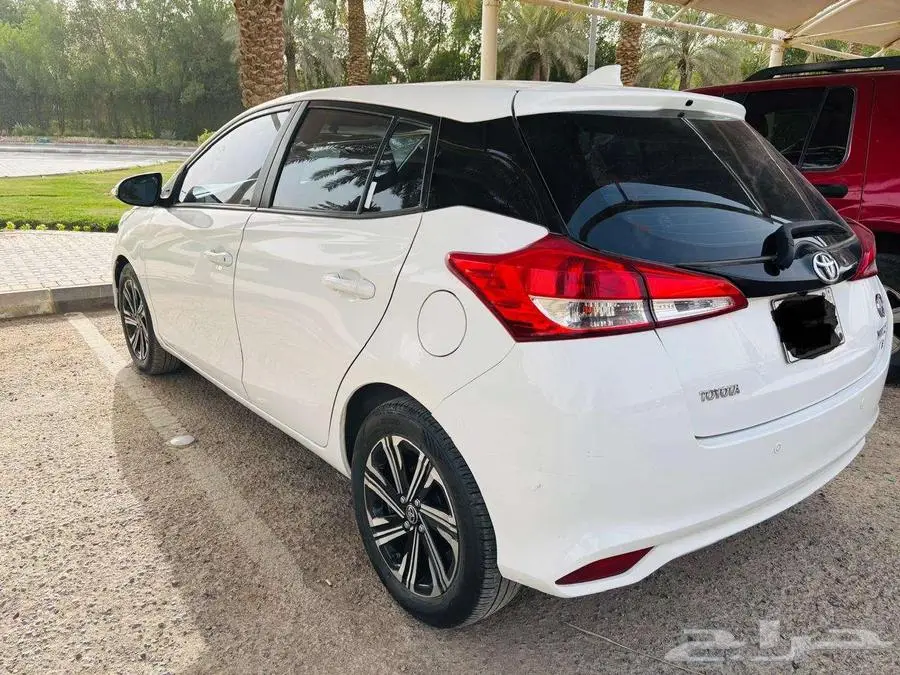 Toyota Yaris 10