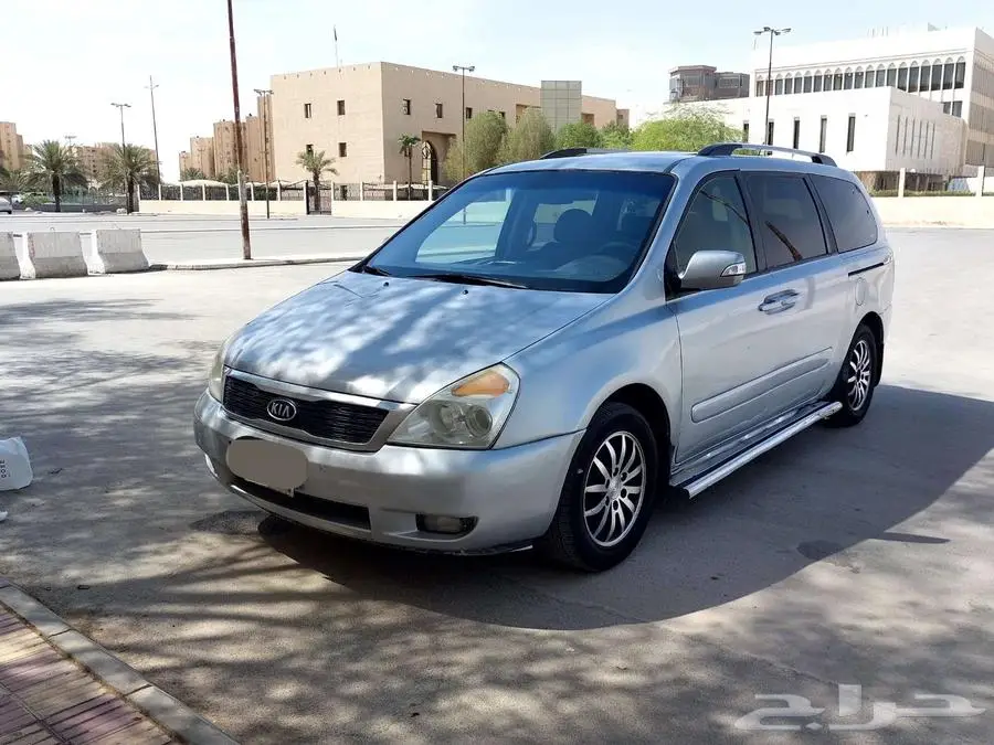 كيا كارنيفال 2011 فل كامل V6 6