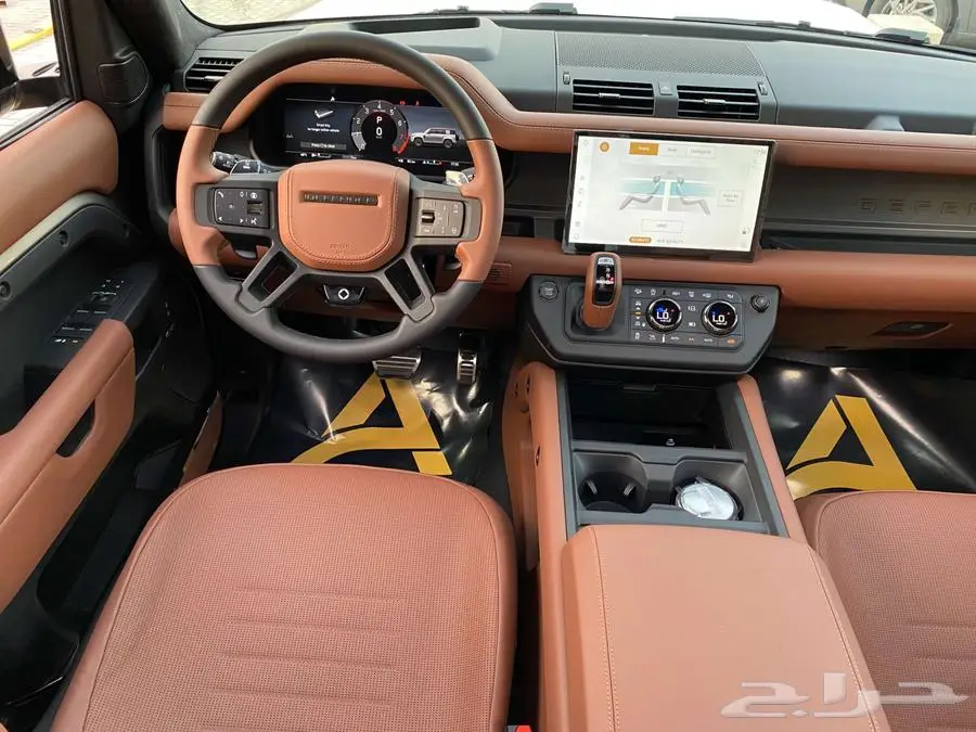 2025 Defender OCTAملك الأداء والفخامة والسيطرة على التضاريس 11