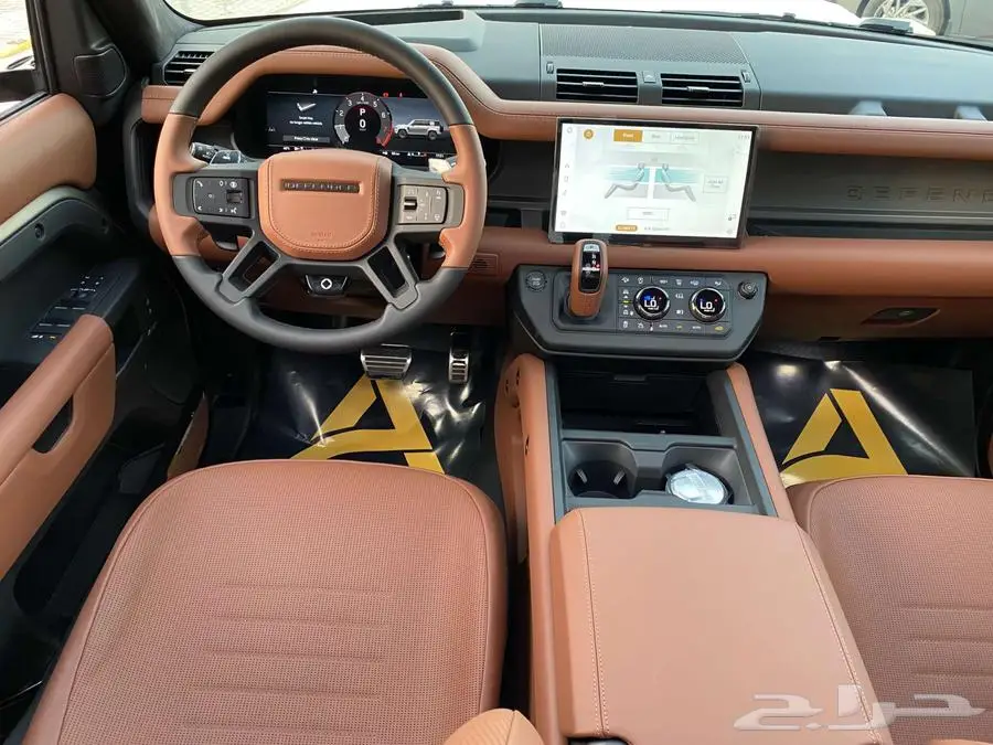 2025 Defender OCTAملك الأداء والفخامة والسيطرة على التضاريس 12