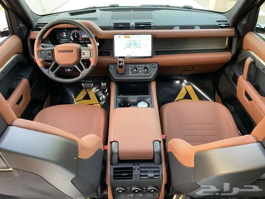 2025 Defender OCTAملك الأداء والفخامة والسيطرة على التضاريس 8