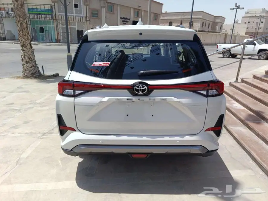 تويوتا فيلوز GLX بنزين 2025 8