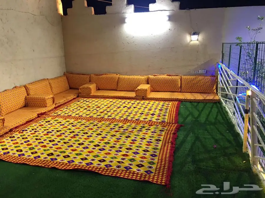 استراحة للبيع مكونه من اثنان شاليهات 12