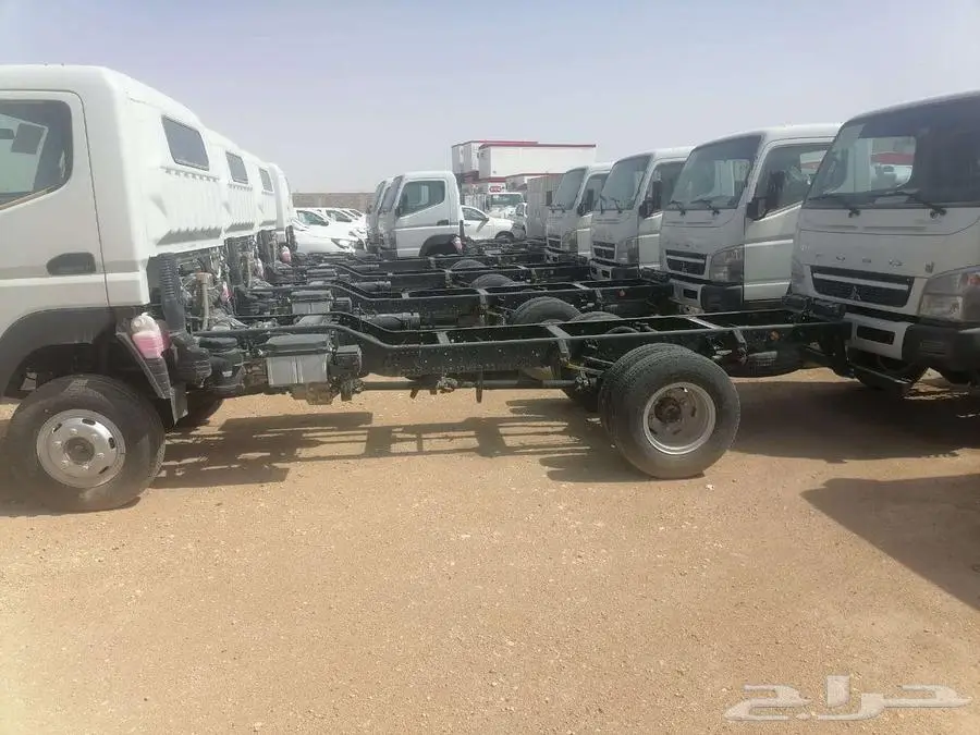 شاحنة دينا ميتشوبيشي دبل 4X4 موديل 2022 - 4.5 طن 2