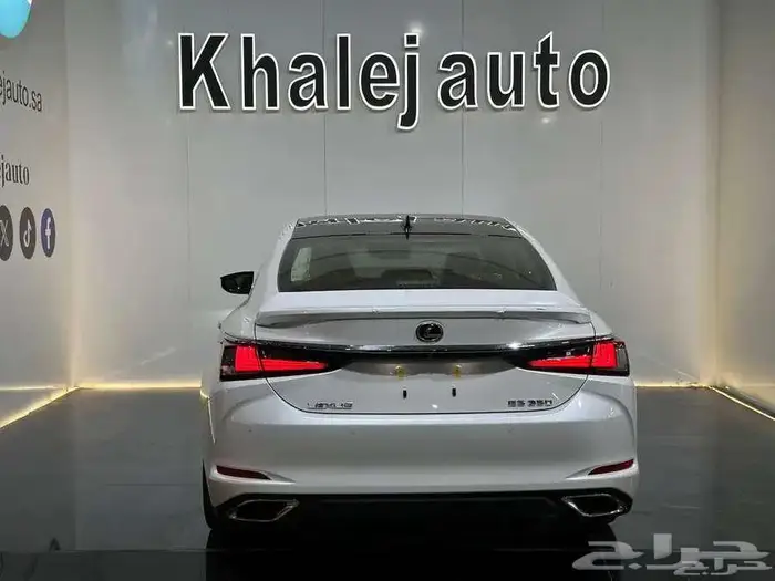 لكزس ES350 CC م 2025 3
