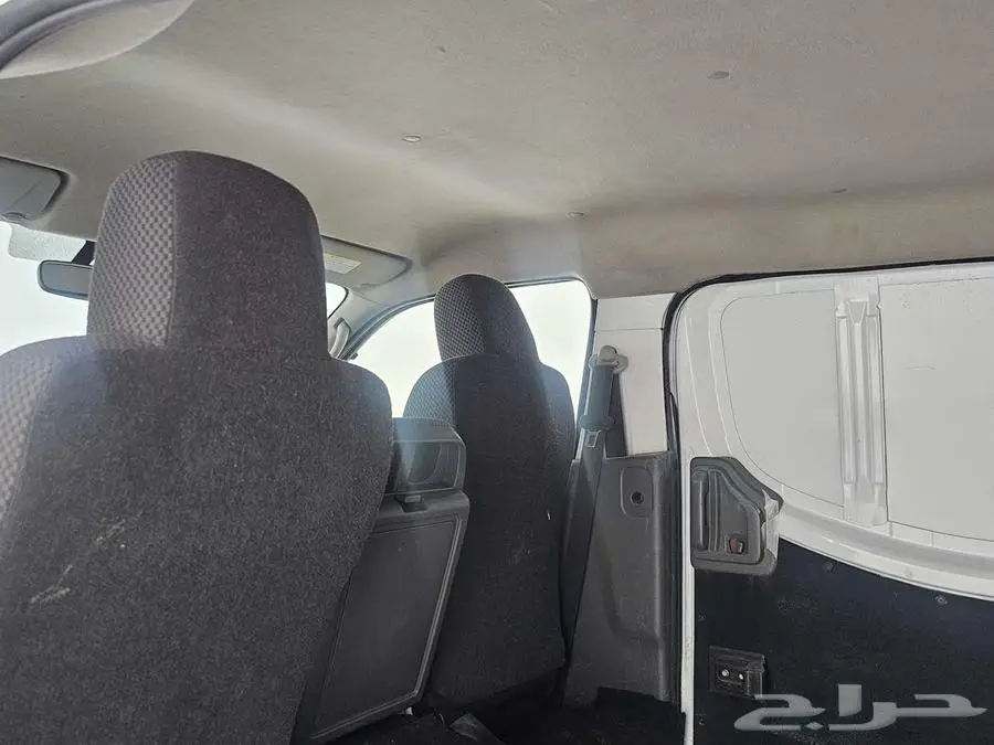 نيسان باص اورفان بضاعة 2020 7