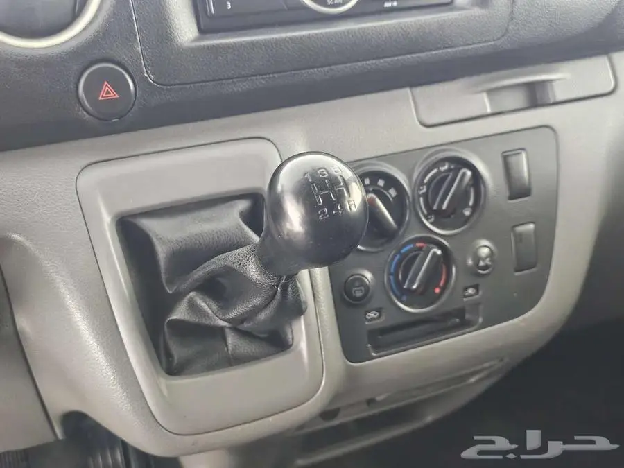 نيسان باص اورفان بضاعة 2020 5