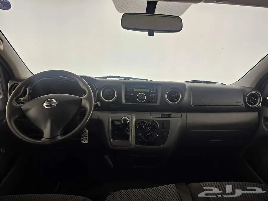 نيسان باص اورفان بضاعة 2020 4