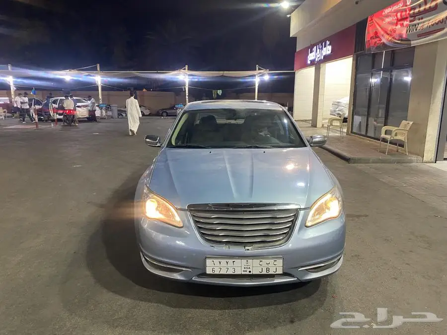 للبيع كريسلر C200 2012 8