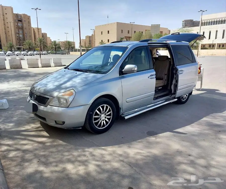 كيا كارنيفال 2011 فل كامل V6 9