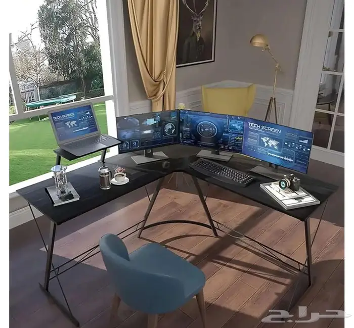 طاولة كمبيوتر 1