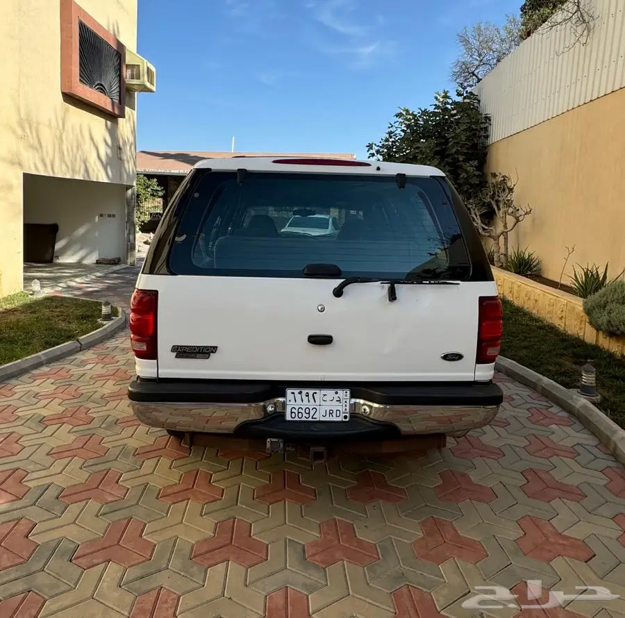 فورد اكسبدشن 2002 3