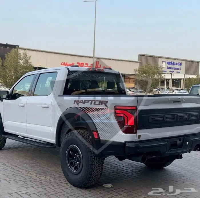 فورد F150 RAPTOR بكج37 2024 3