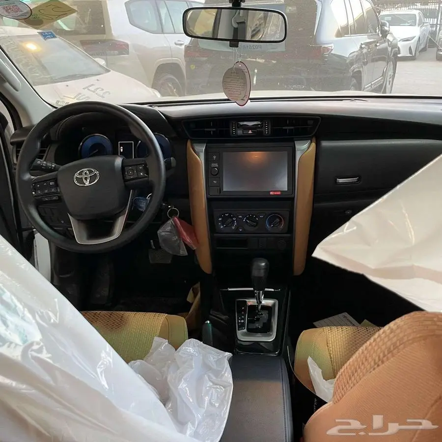 تويوتا فورشنر بنزين بدون دبل 2025 7
