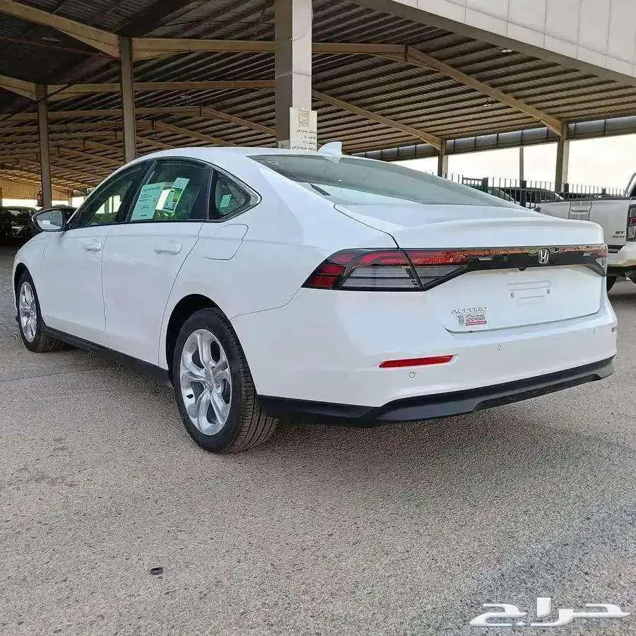 هوندا اكورد LX استاندر 2025 6
