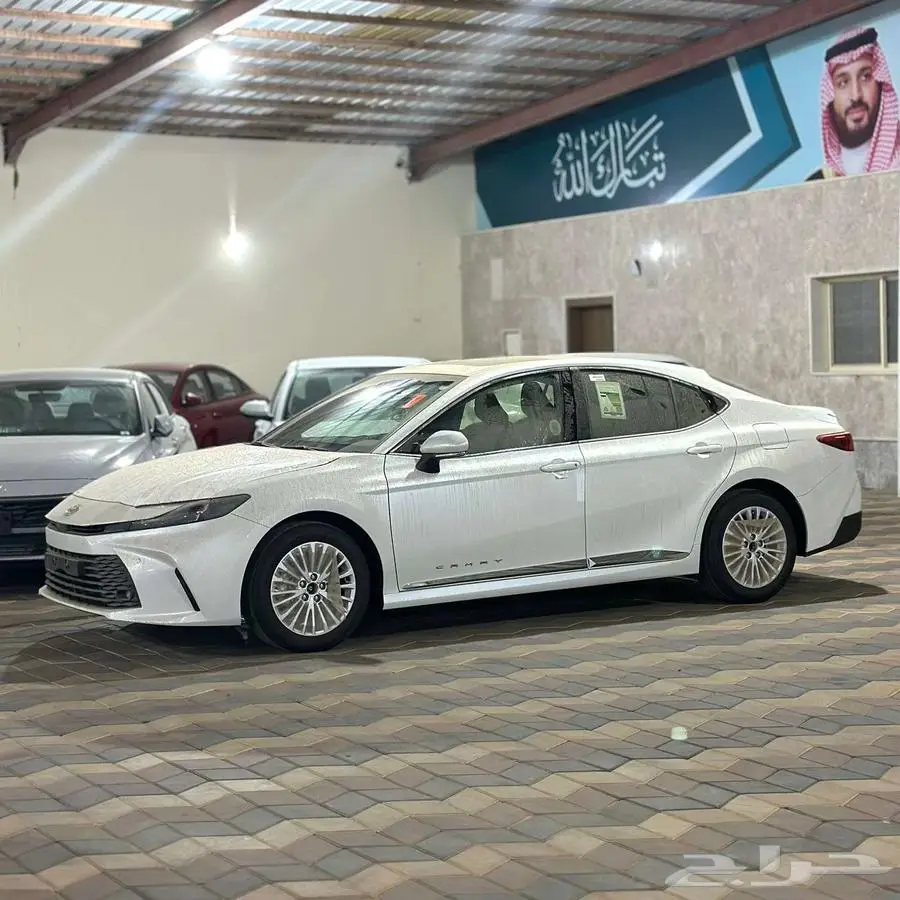 كامري LE 2025 1