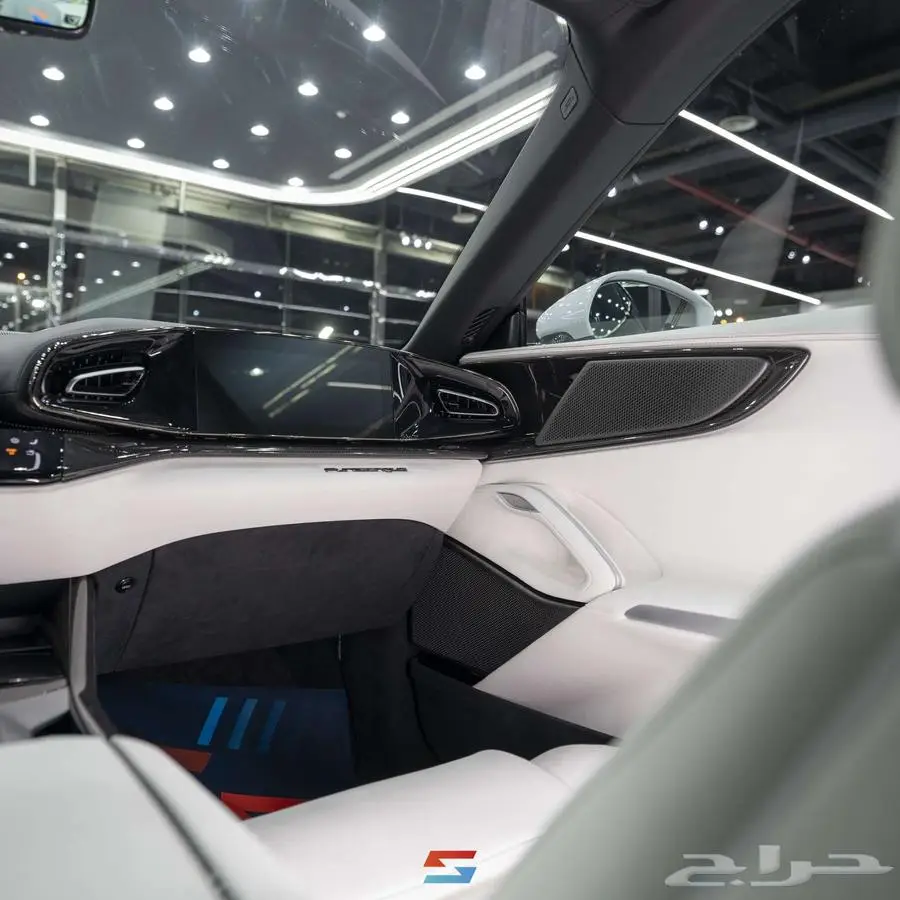 فيراري بوروسانجوي موديل 2025 12