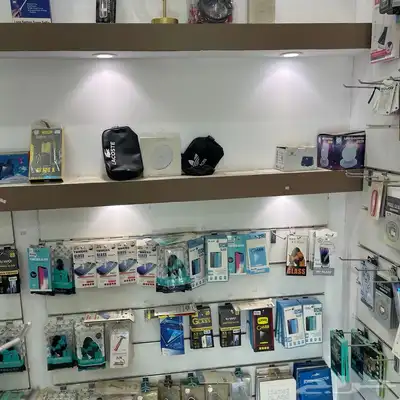 بضاعة محل جوالات تصفية 12