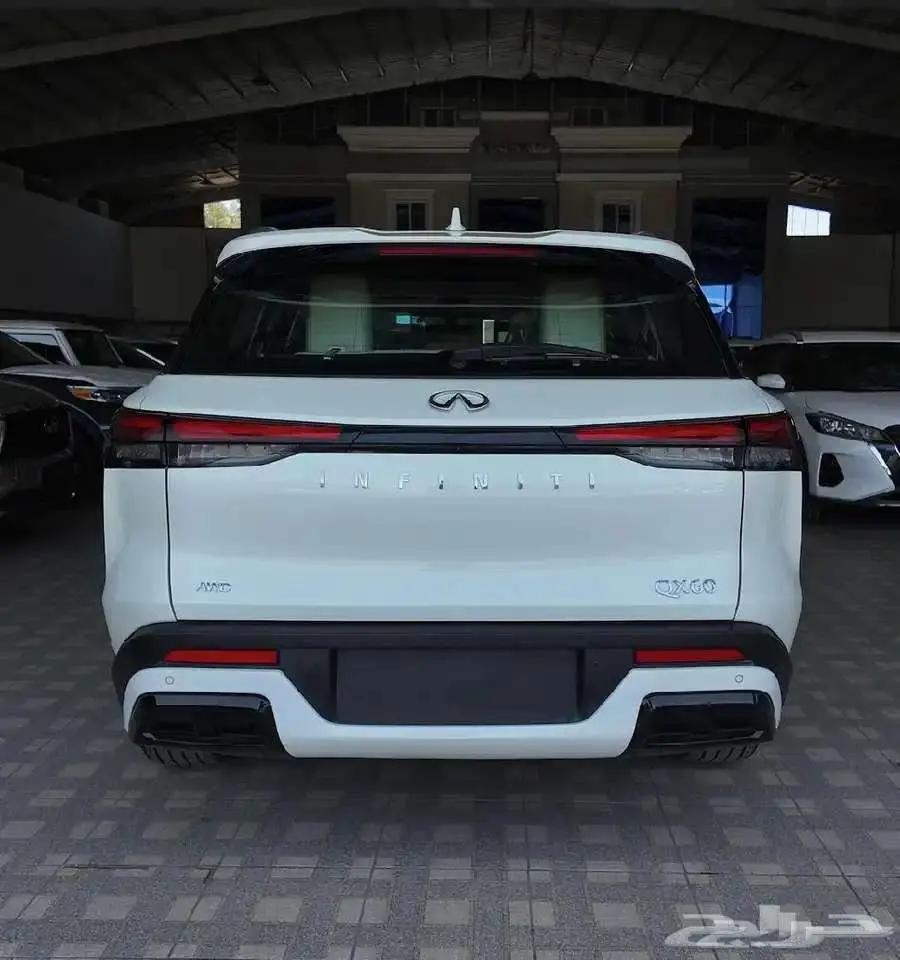انفنينتي QX60 فئات لاكجيري وسينسوري index