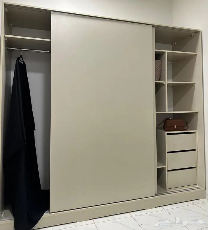 خزانة   دولاب كبير للبيع 2