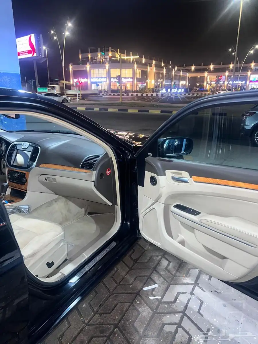 كرايسلر 2013 C300 0