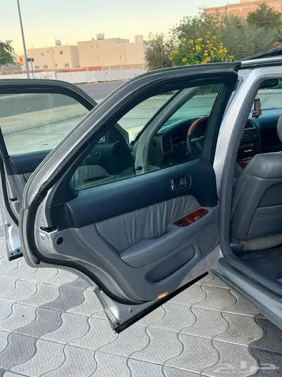لكزس LS 400 1998 تم البيع 40